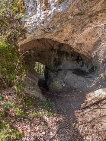 La roche percée de Corne-Boeuf
