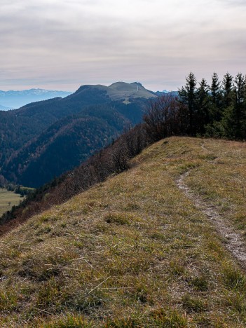 Descente face au Grand Colombier, oct. 2020