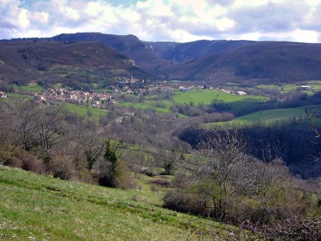 Paysage du village de Bénonces