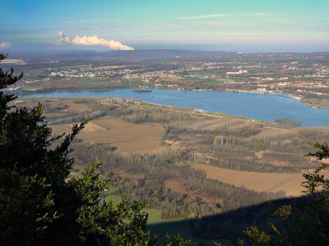 La vallée bleue depuis les Rochers de la Cra
