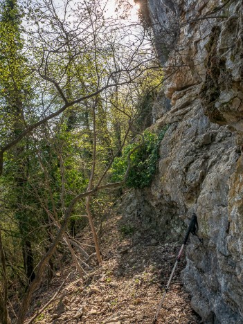 Au pied des Rochers de la Falconnière