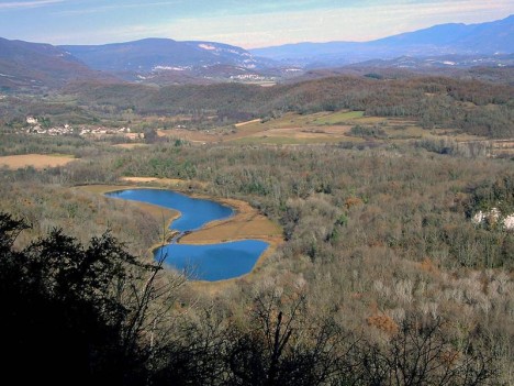 Les Lacs de Conzieu, Saint-Bois