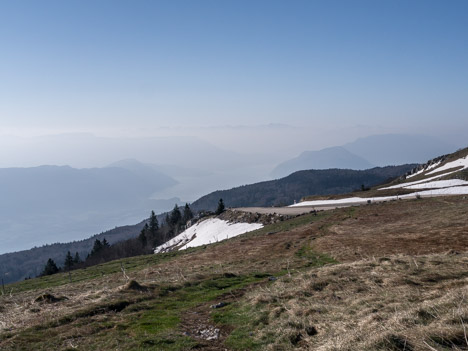 Le Lac du Bourget dans la brume, avr. 2014