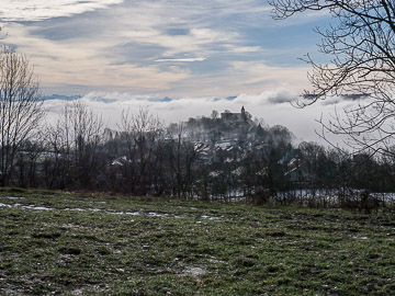 bugey-innimond-eglise-brume.jpg