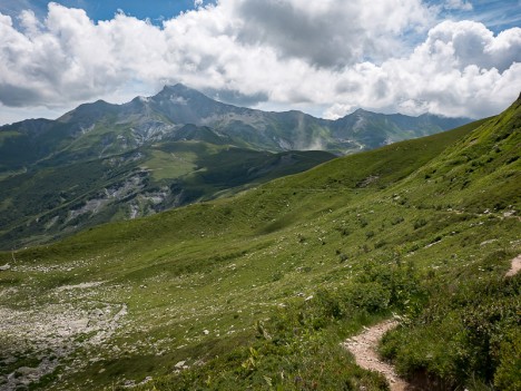 Nuages sur le Cheval Noir