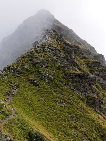 Le Grand Arc dans le brouillard