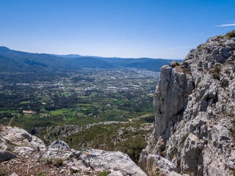 Escarpements sur la crête du Garlaban