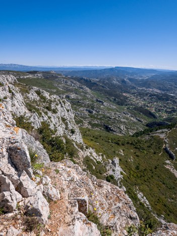 Escarpements sous la Croix de Garlaban