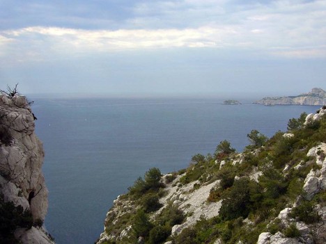 Au-dessus de l'anse de la Melette