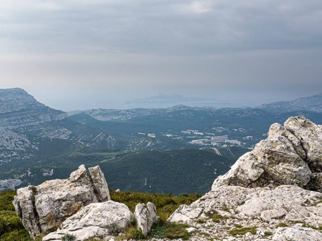 Au sommet du Mont Carpiagne