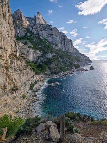 La Calanque des Pierres Tombées