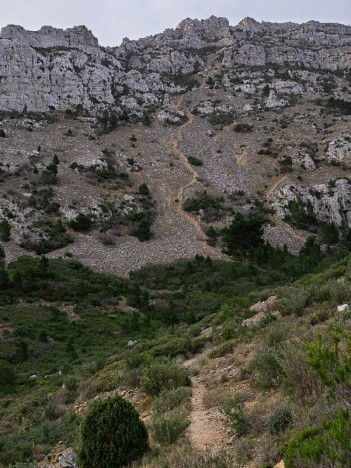 Descente en rive droite du Vallon Mestrallet