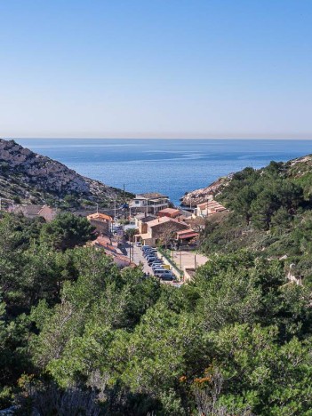 Callelongue, l'avenue des Pebrons