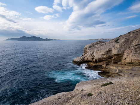 Anse dallée, sortie de la Corniche du Pêcheur