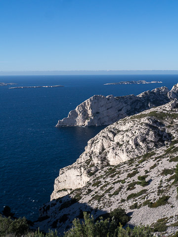 Le Bec de Sormiou depuis la crête de Morgiou