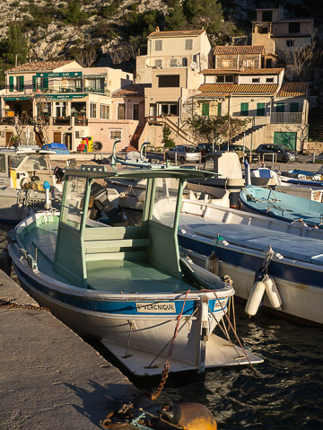 Le Port du village de Morgiou, la Sainte-Véronique