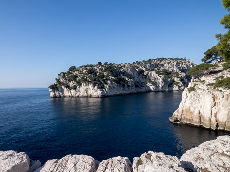 Le Plateau de Castel Vieil depuis la Pointe Sud d'en Vau