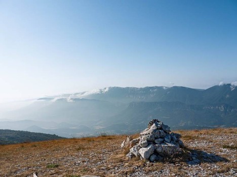 Cairn 1603, Montagne de Mare, Éourres