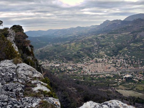 Buis-les-Baronnies, le village