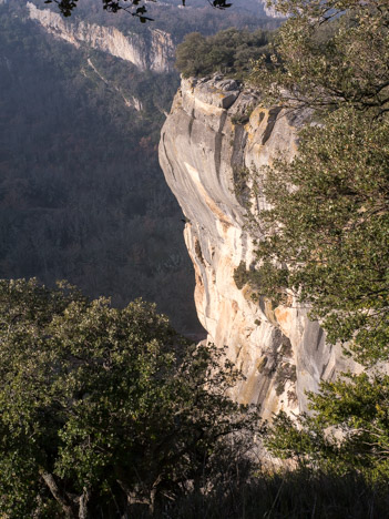 Falaises de Buoux, premier aperçu