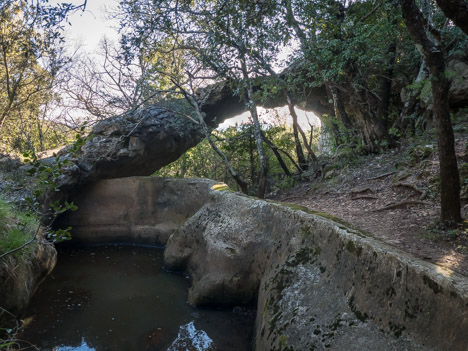 Pont naturel de la Garoute