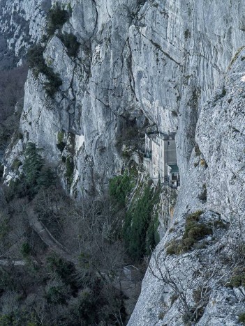 Falaise de la Grotte Marie-Madeleine