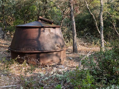 Cuve à charbon de bois du Pié de Masse, Concors