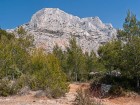 Saint-Victoire, le Baú Cézanne et la Croix de Provence