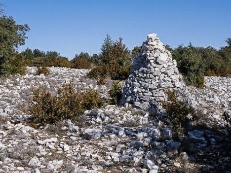 Cairn ancestral des Rochers de Onze Heures