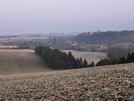 Le château fort de Druyes-les-Belles-Fontaines