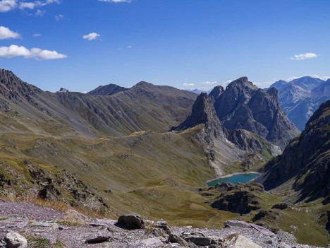 Les Arêtes de la Bruyère devant l'Aiguillette du Lauzet