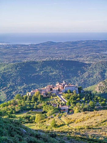 Gourdon, magnifique village perché