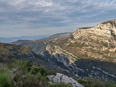 Les Gorges du Loup, Barres de Cavillore