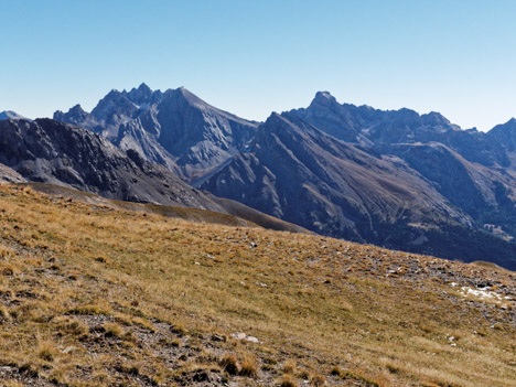 Sur la crête des Couniets