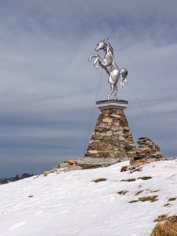 Le Cheval Noir