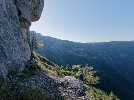 Angle de la falaise de Baume Rousse