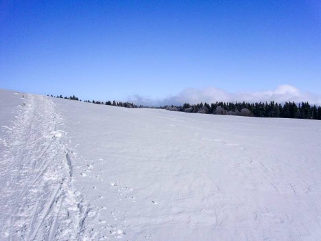 Neige et mer de nuage