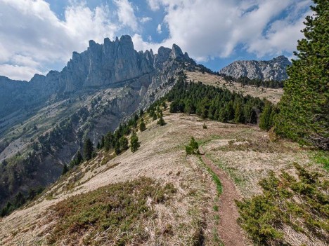 Le Col de l'Aupet et les Rochers du Parquet