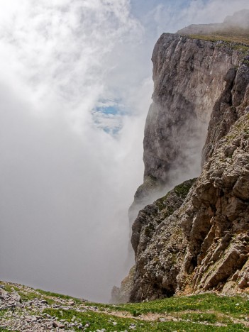 Agathe, les falaises