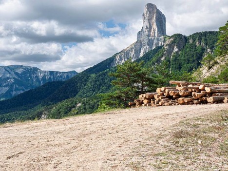Au Col de Papavet, le Mont Aiguille