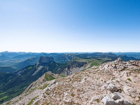 Au sommet du Grand Veymont, le Mont Aiguille