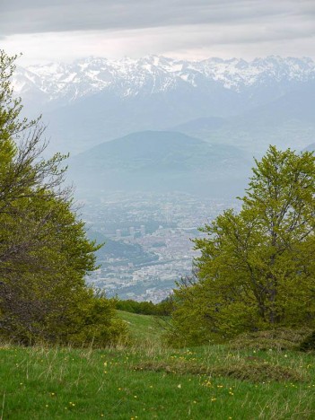 Les trois tours de Grenoble et Belledonne