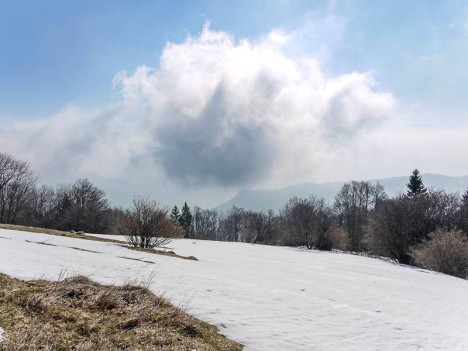 Nuage sur le plateau de Sornin