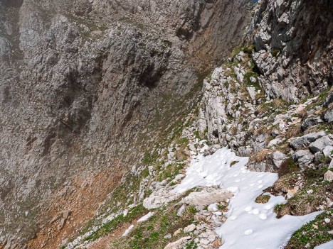Sous le Col des Deux Sœurs