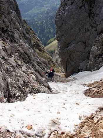 Névé dans le couloir du Pas de Serre Brion