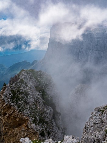 Brouillard sur le Mont Aiguille, juin 2016