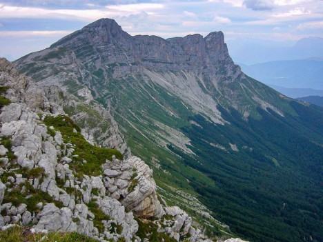 La Grande Moucherolle et Agathe, la plus méridionale des Deux Sœurs
