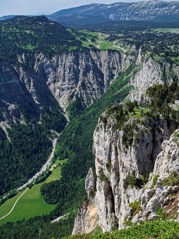 Les Chaumailloux et le Pas de l'Aiguille