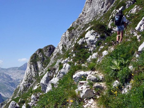 Sente sous le Roc Cornafion