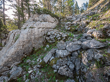 Lacet d'un vieux chemin des Erges